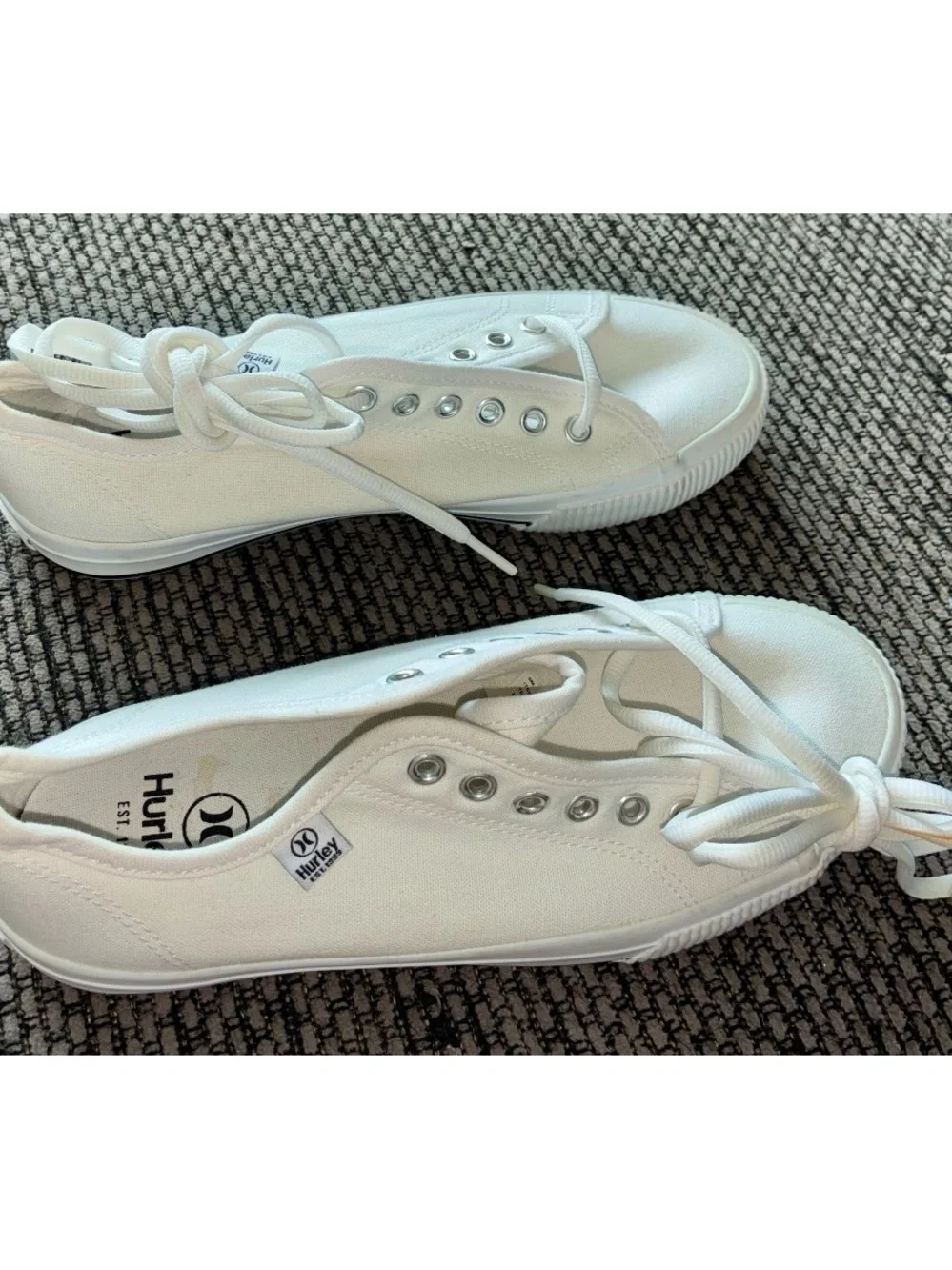 Hurley nwob white